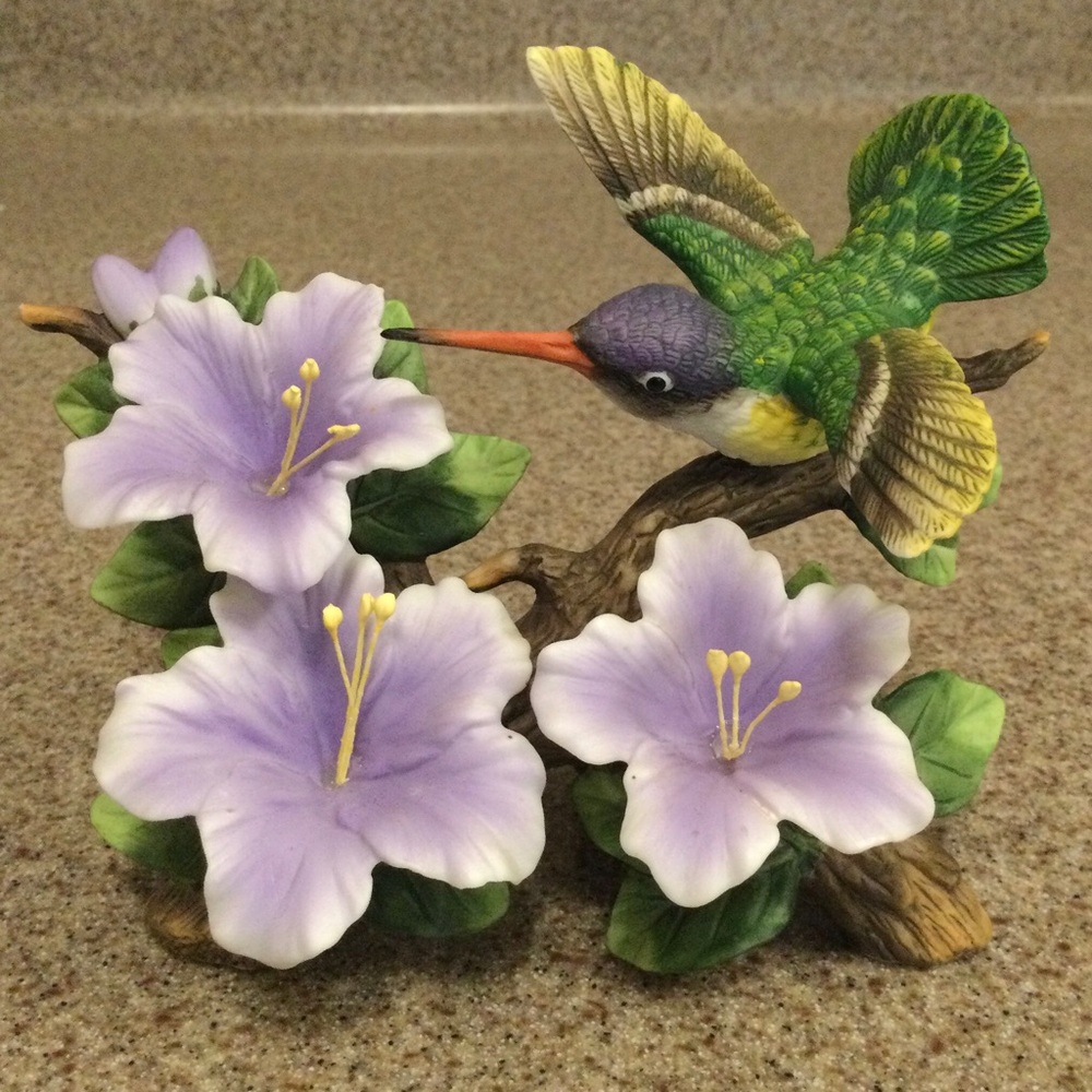 New-Hummingbird and Flower Figurine.
